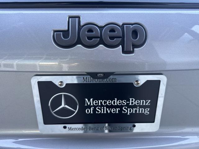Photo of 2022 Billet Silver Metallic Clearcoat Jeep Compass