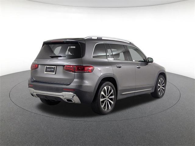 Photo of 2023 Mountain Grey Metallic Mercedes-Benz GLB 250