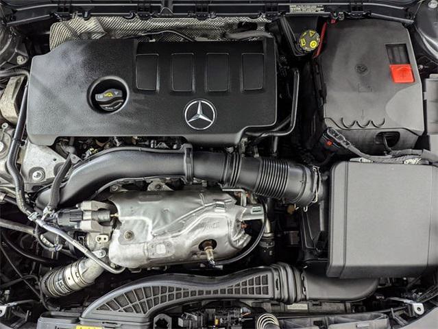 Photo of 2023 Mountain Grey Metallic Mercedes-Benz GLB 250
