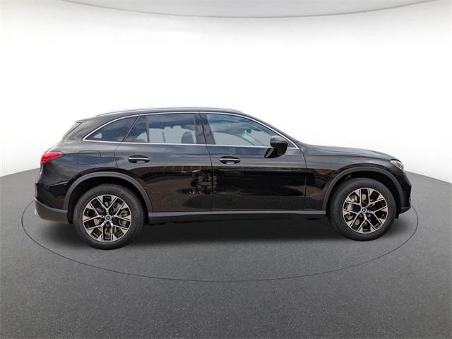 Photo of 2025 Black Mercedes-Benz GLC 350e