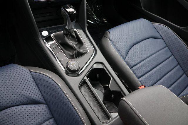 Photo of 2025 Pure White Volkswagen Taos