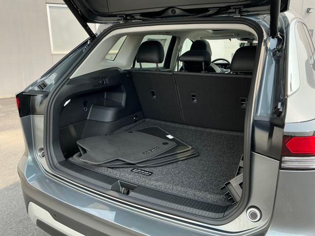 Photo of 2025 Platinum Gray Volkswagen Tiguan