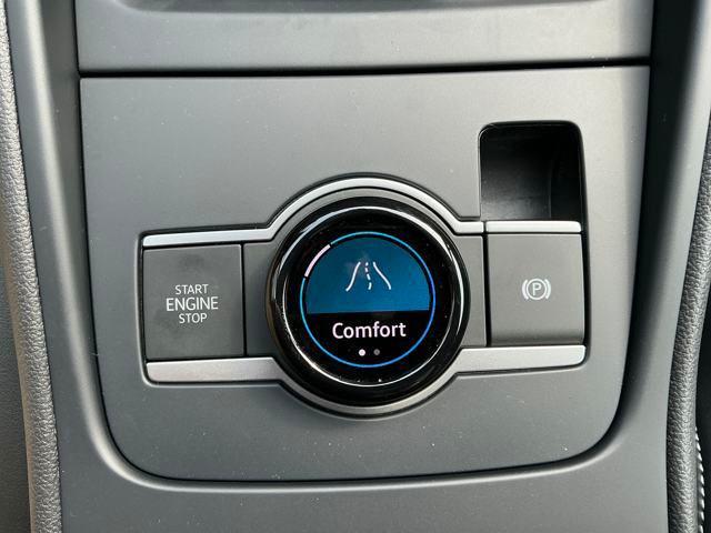 Photo of 2025 Platinum Gray Volkswagen Tiguan