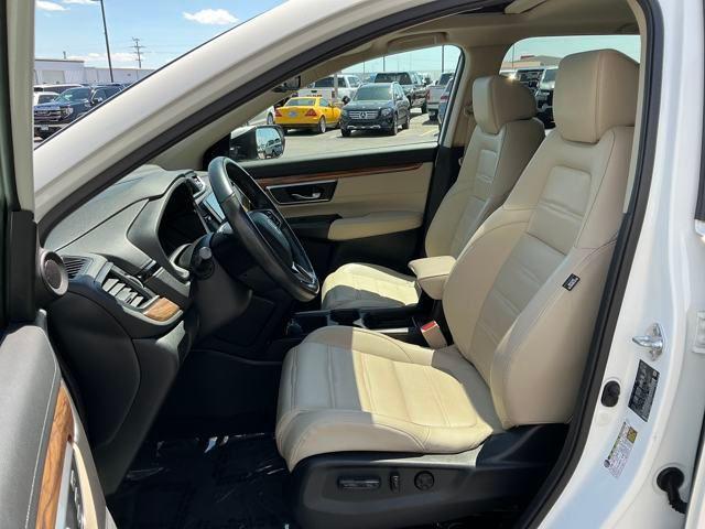 Photo of 2019 Platinum White Pearl Honda CR-V