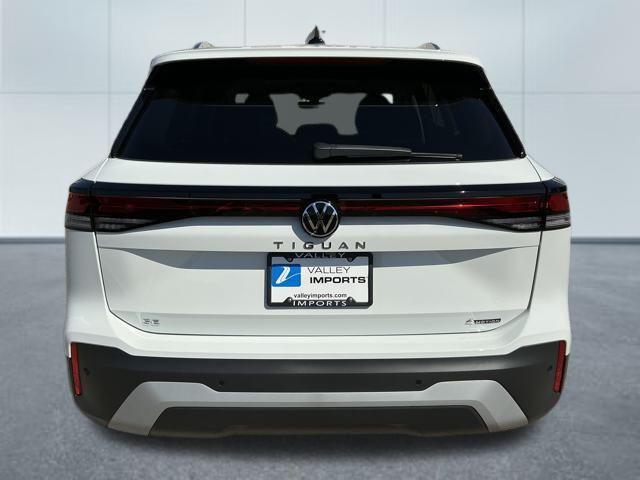 Photo of 2025 Pure White Volkswagen Tiguan