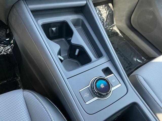Photo of 2025 Pure White Volkswagen Tiguan