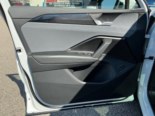 Photo of 2025 Pure White Volkswagen Tiguan
