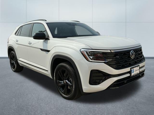 Photo of 2025 Opal White Volkswagen Atlas Cross Sport