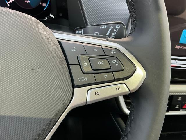 Photo of 2025 Opal White Volkswagen Atlas Cross Sport