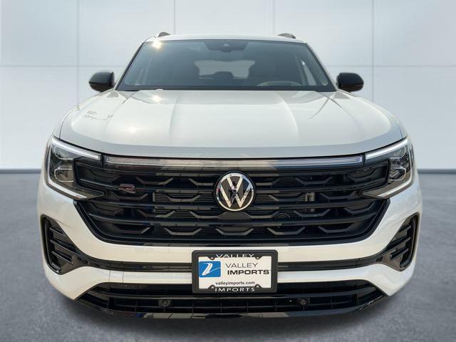 Photo of 2025 Opal White Volkswagen Atlas Cross Sport