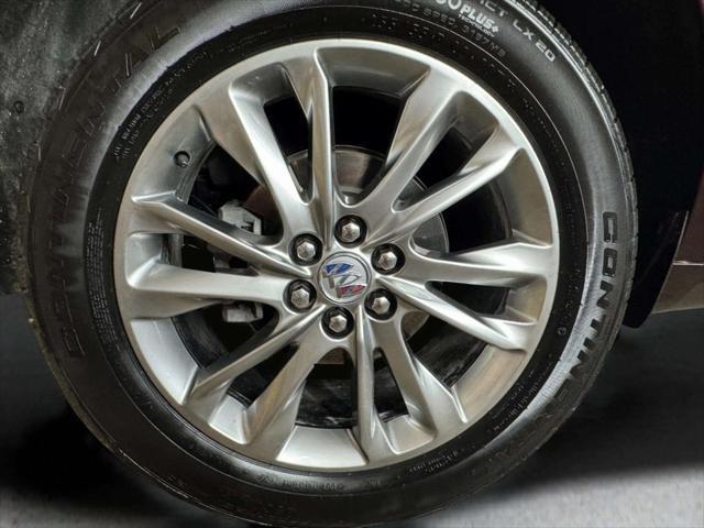 Photo of 2023 Rich Garnet Metallic Buick Enclave