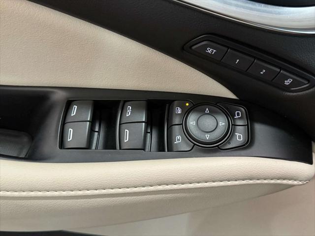Photo of 2023 Rich Garnet Metallic Buick Enclave