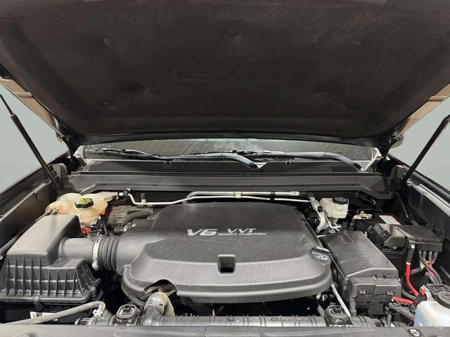Photo of 2021 Onyx Black GMC Canyon