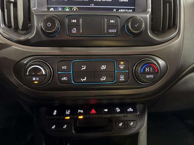 Photo of 2021 Onyx Black GMC Canyon