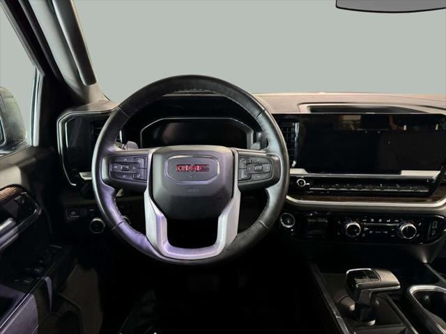 Photo of 2023 Onyx Black GMC Sierra 1500