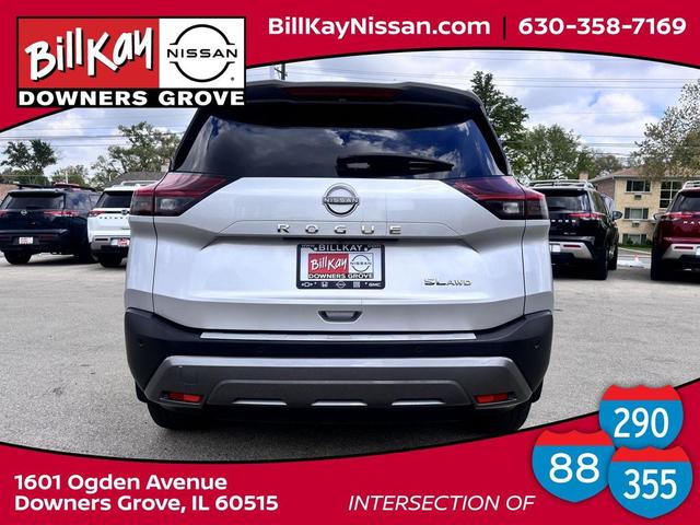 Photo of 2022 Brilliant Silver Metallic Nissan Rogue