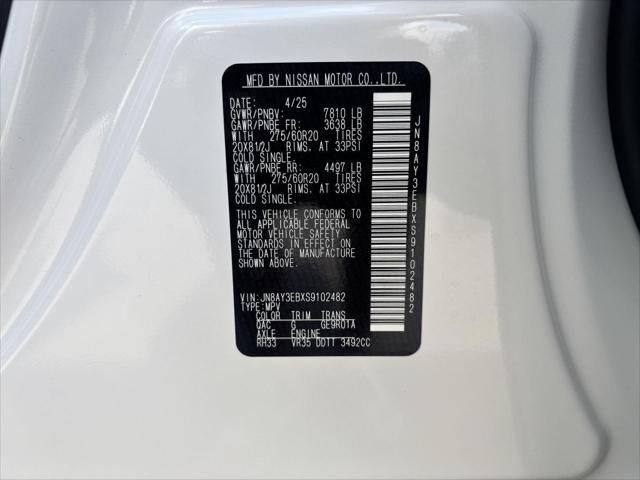 Photo of 2025 Aspen White Tricoat Nissan Armada