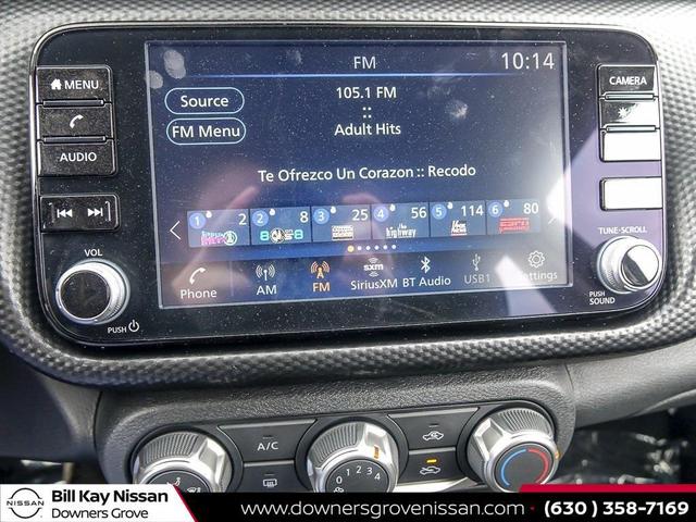 Photo of 2024 Boulder Gray Pearl Nissan Kicks
