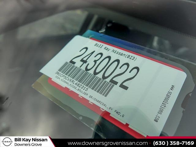 Photo of 2024 Boulder Gray Pearl Nissan Kicks