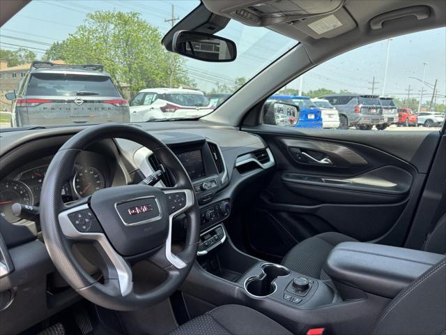 Photo of 2022 Ebony Twilight Metallic GMC Terrain