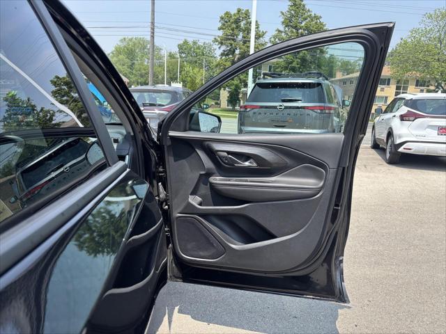 Photo of 2022 Ebony Twilight Metallic GMC Terrain