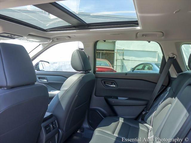 Photo of 2023 Super Black Nissan Rogue