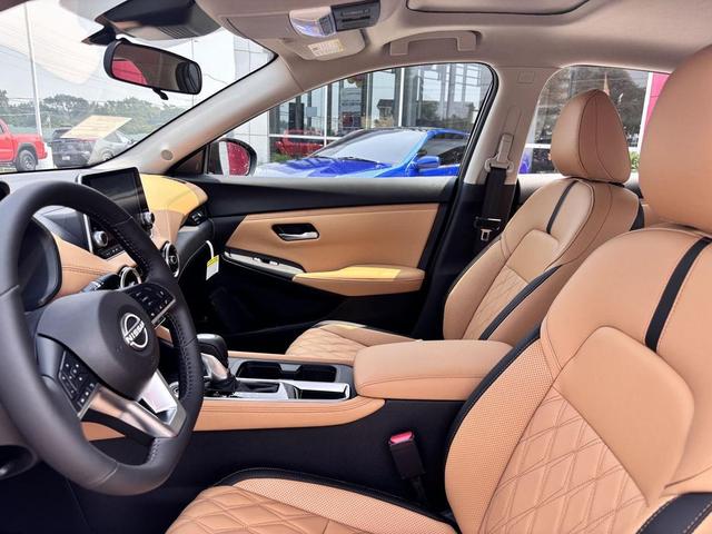 Photo of 2025 Rosewood Metallic Nissan Sentra