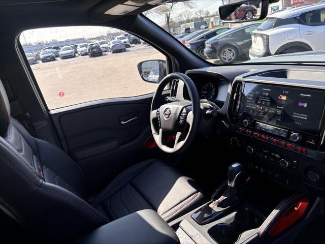 Photo of 2025 Boulder Gray Pearl Nissan Frontier