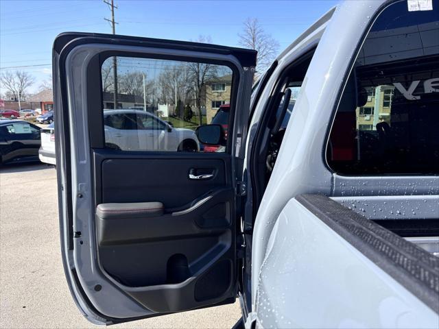 Photo of 2025 Boulder Gray Pearl Nissan Frontier