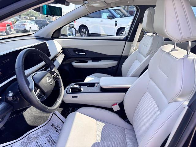 Photo of 2023 Northern Lights Metallic Nissan ARIYA