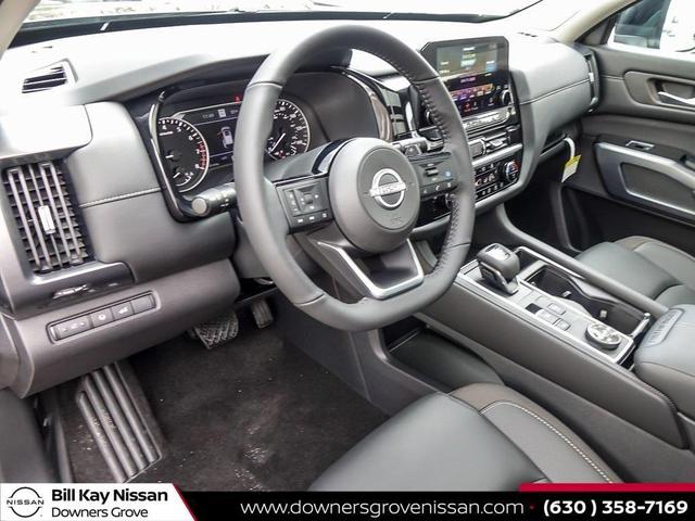 Photo of 2025 Super Black Nissan Pathfinder