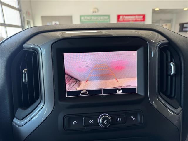 Photo of 2024 Summit White (gaz) Chevrolet Silverado 2500