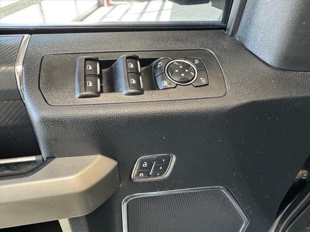 Photo of 2018 Shadow Black (g1) Ford F-150