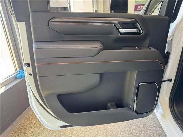 Photo of 2025 Summit White (gaz) GMC Sierra 2500