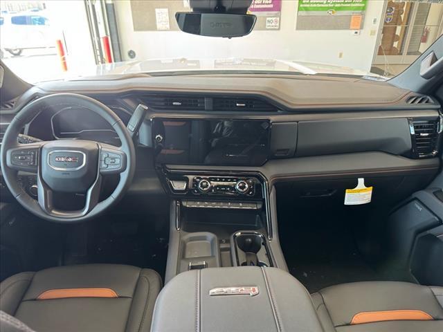 Photo of 2025 Summit White (gaz) GMC Sierra 2500