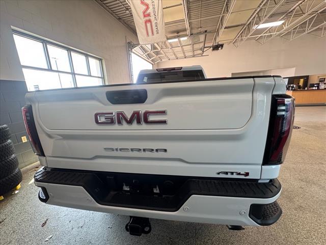 Photo of 2025 Summit White (gaz) GMC Sierra 2500