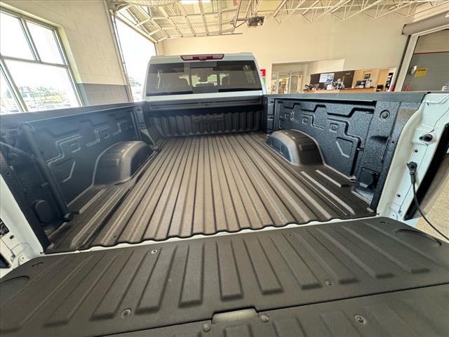 Photo of 2025 Summit White (gaz) GMC Sierra 2500