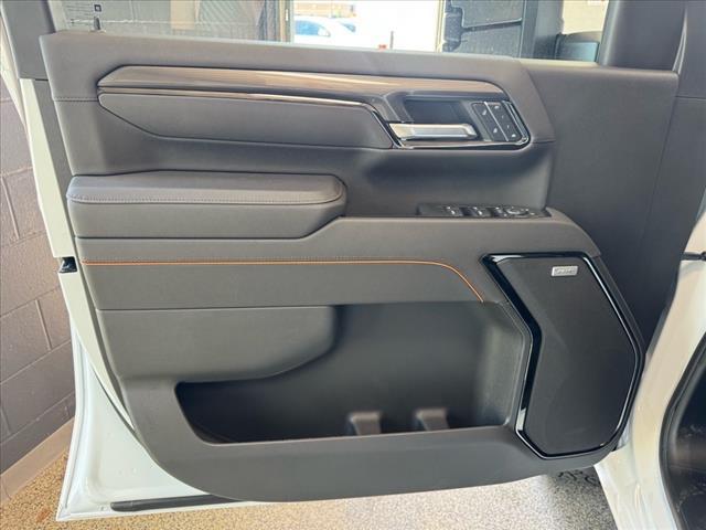Photo of 2025 Summit White (gaz) GMC Sierra 2500