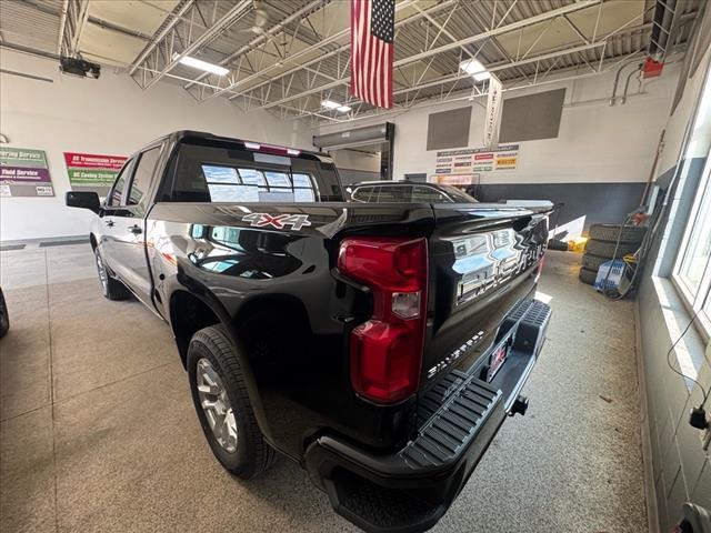 Photo of 2023 Black (gba) Chevrolet Silverado 1500
