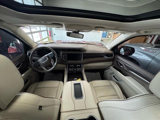 Photo of 2021 Cayenne Red Tintcoat (gsk) GMC Yukon XL