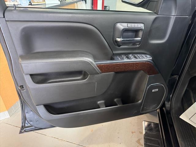 Photo of 2018 Onyx Black GMC Sierra 1500