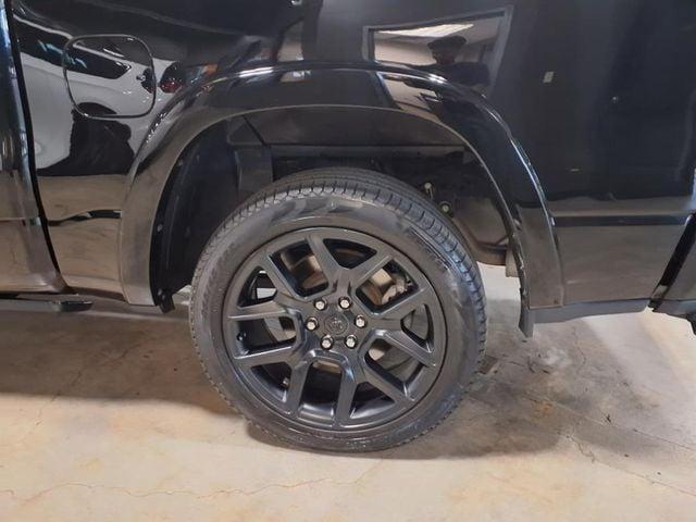 Photo of 2022 Diamond Black RAM 1500