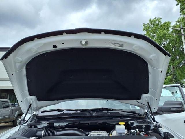 Photo of 2023 Bright White Clearcoat RAM 1500