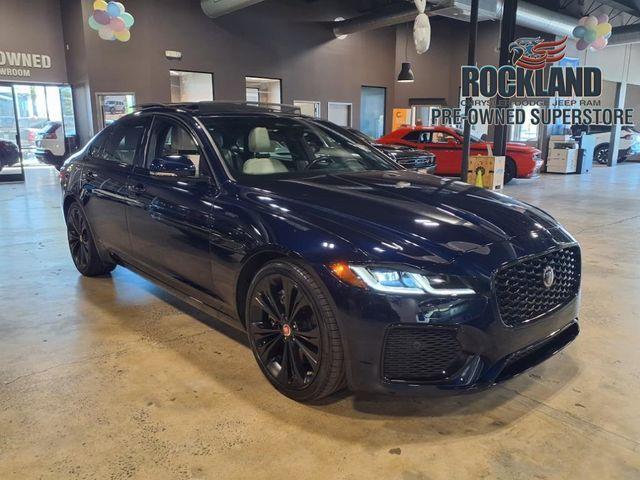 2022 Jaguar XF