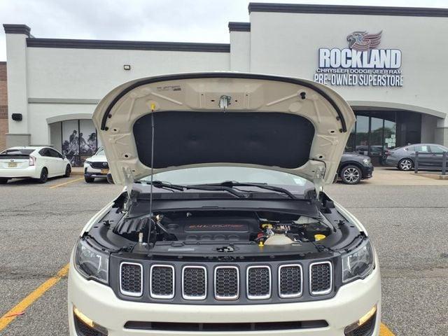 Photo of 2020 White Clearcoat Jeep Compass
