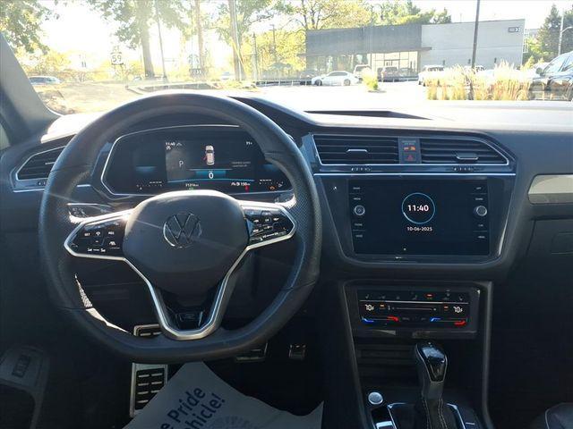 Photo of 2022 Oryx White Pearl Effect Volkswagen Tiguan