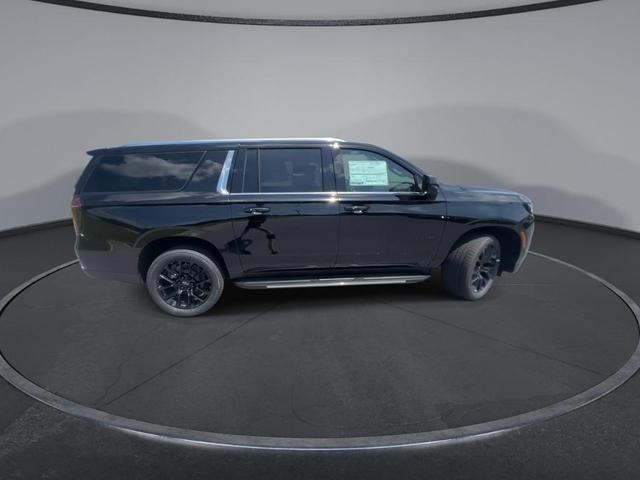 Photo of 2025 Black Chevrolet Suburban