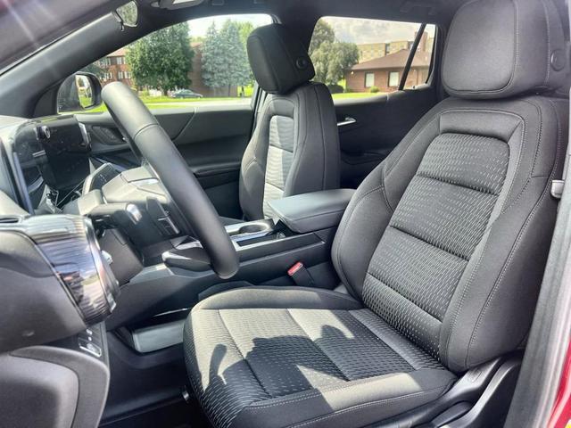 Photo of 2026 Red Chevrolet Equinox
