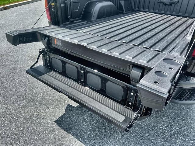 Photo of 2025 Black Chevrolet Silverado 1500