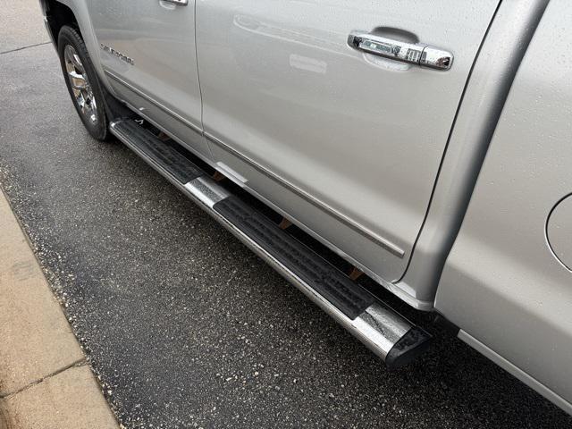 Photo of 2017 Silver Ice Metallic Chevrolet Silverado 1500